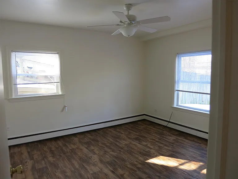 211 Stribling Ave #2 — Photo 10