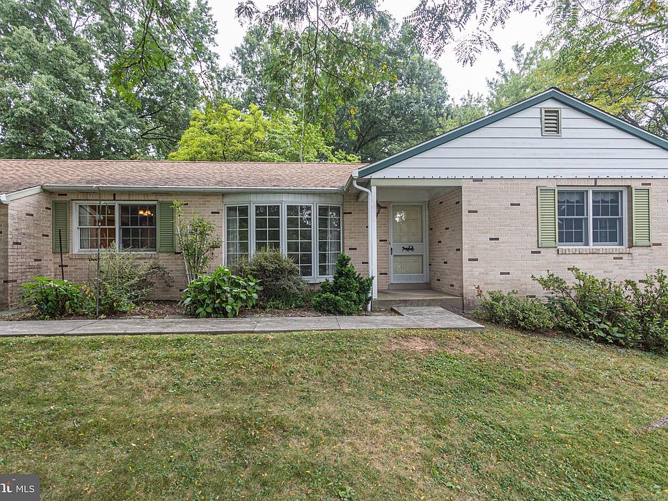 1st image of 130 Webber Rd