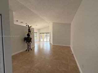 15448 SW 143rd Ter, Miami, FL 33196