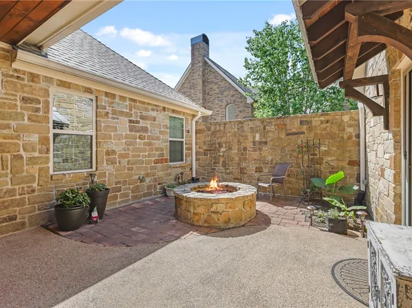 3305 Durant Ct, Bryan, TX 77802