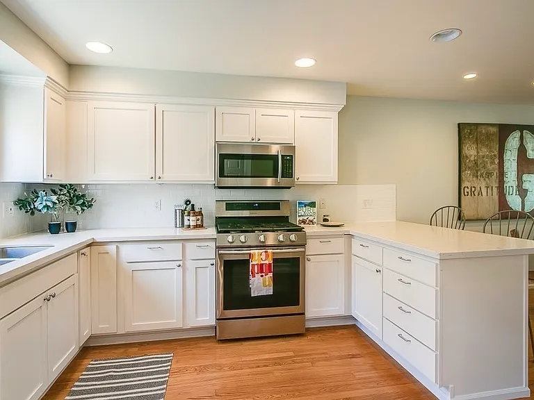 main floor kitchen