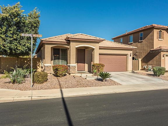 4th image of 4022 E Cherry Hills Dr