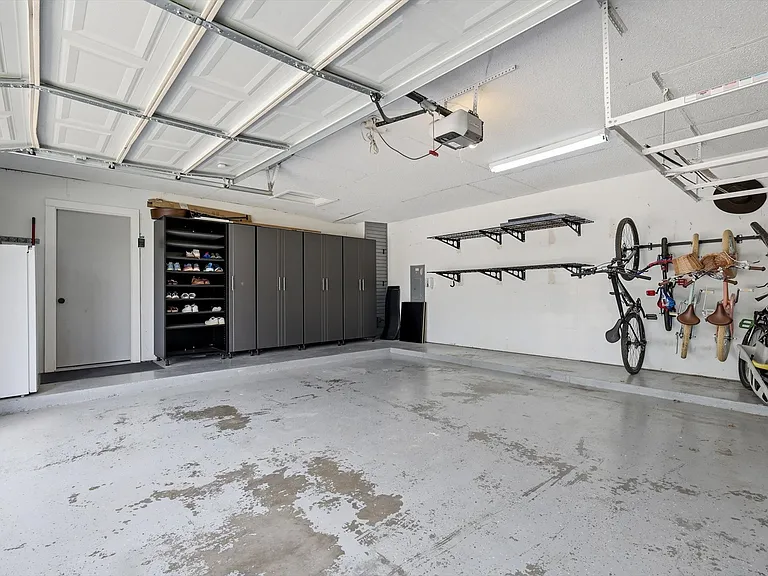 1641 Fuqua Dr — Photo 21