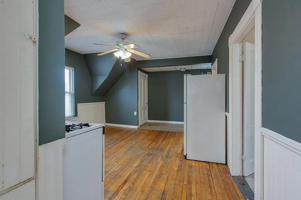 182 Grove - 182-3 — Photo 2