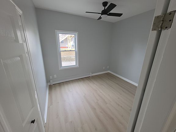 5th image of 43-43R Granite St #1