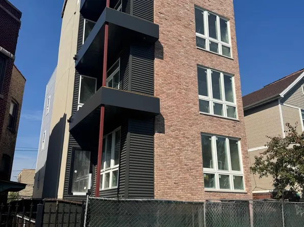 1244 N Kedzie Ave #4, Chicago, IL 60651