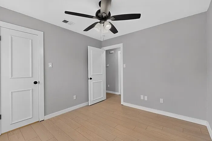 3701 University Dr — Photo 37