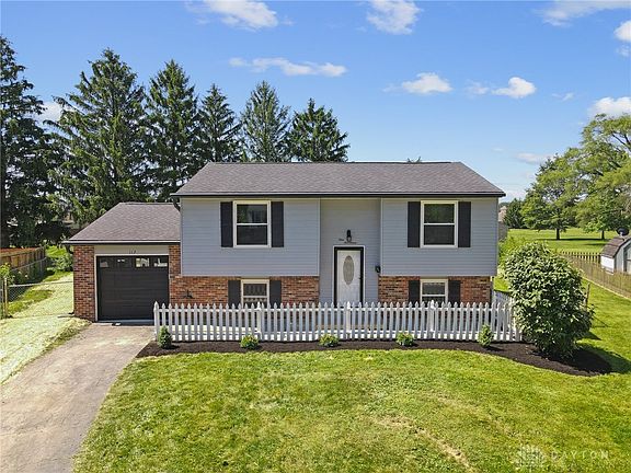 2nd image of 117 Aleshire Farm Cir