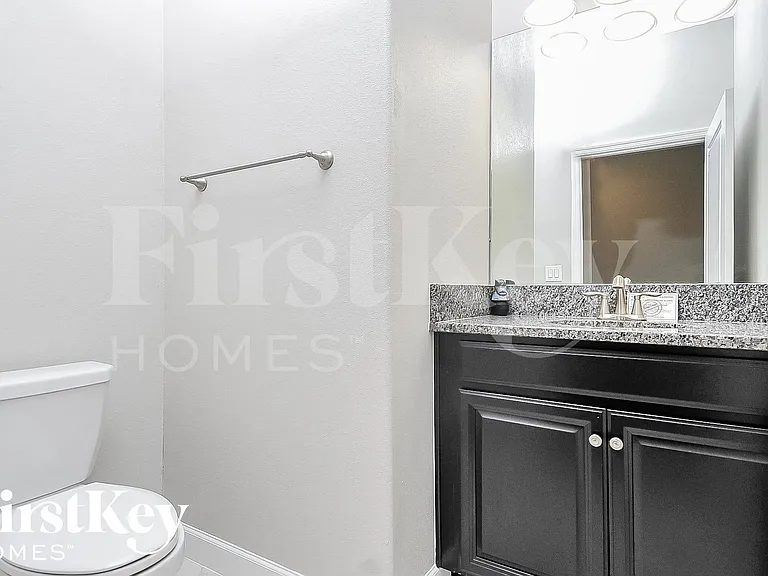 9823 Ivory Dr — Photo 15