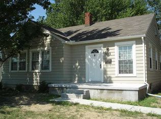 939 N Edgemoor St, Wichita, KS 67208