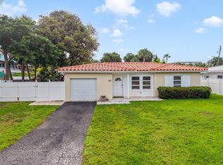 208 S Riverside Dr, Pompano Beach, FL 33062