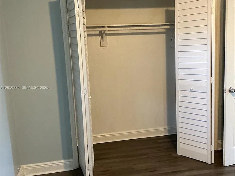 2137 Hayes St #18 — Photo 6