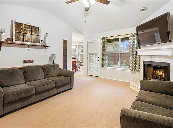 5th image of 2317 Brookview Dr