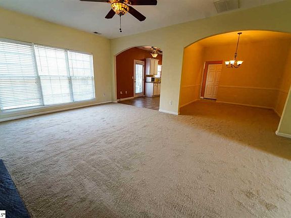 4th image of 110 Sawyer Dr