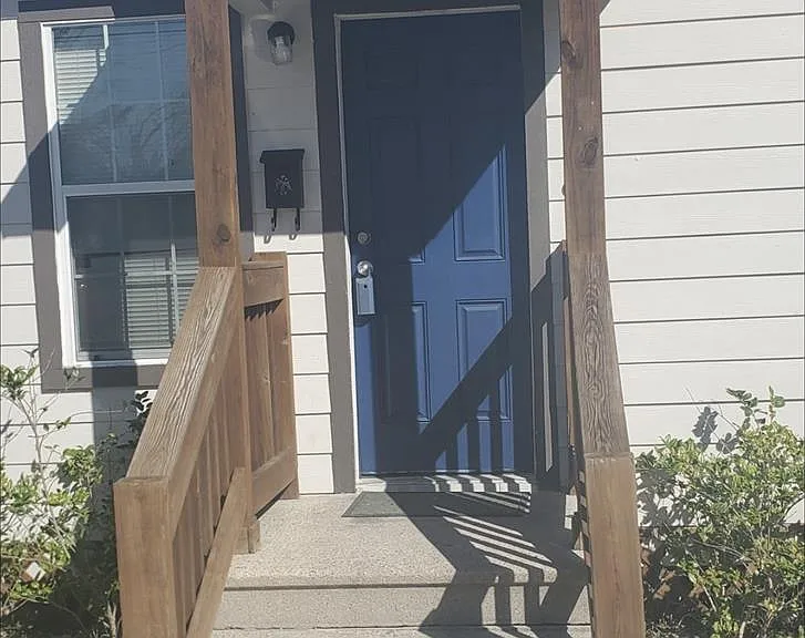 4126 Sayers St — Photo 2