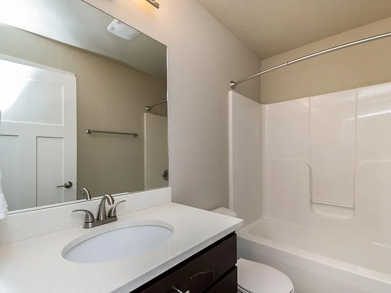 Suncrest — Photo 16