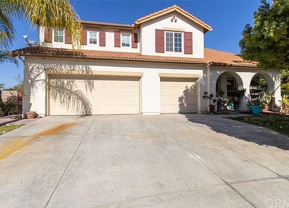 3rd image of 31454 Janelle Ln