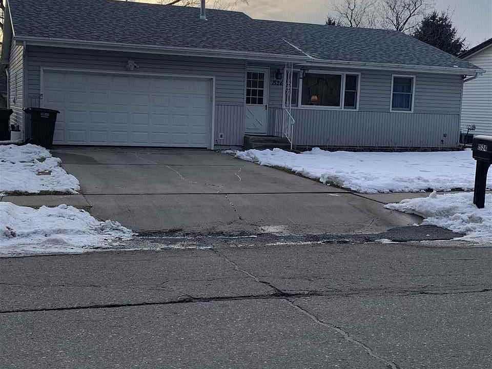1st image of 1524 38th St
