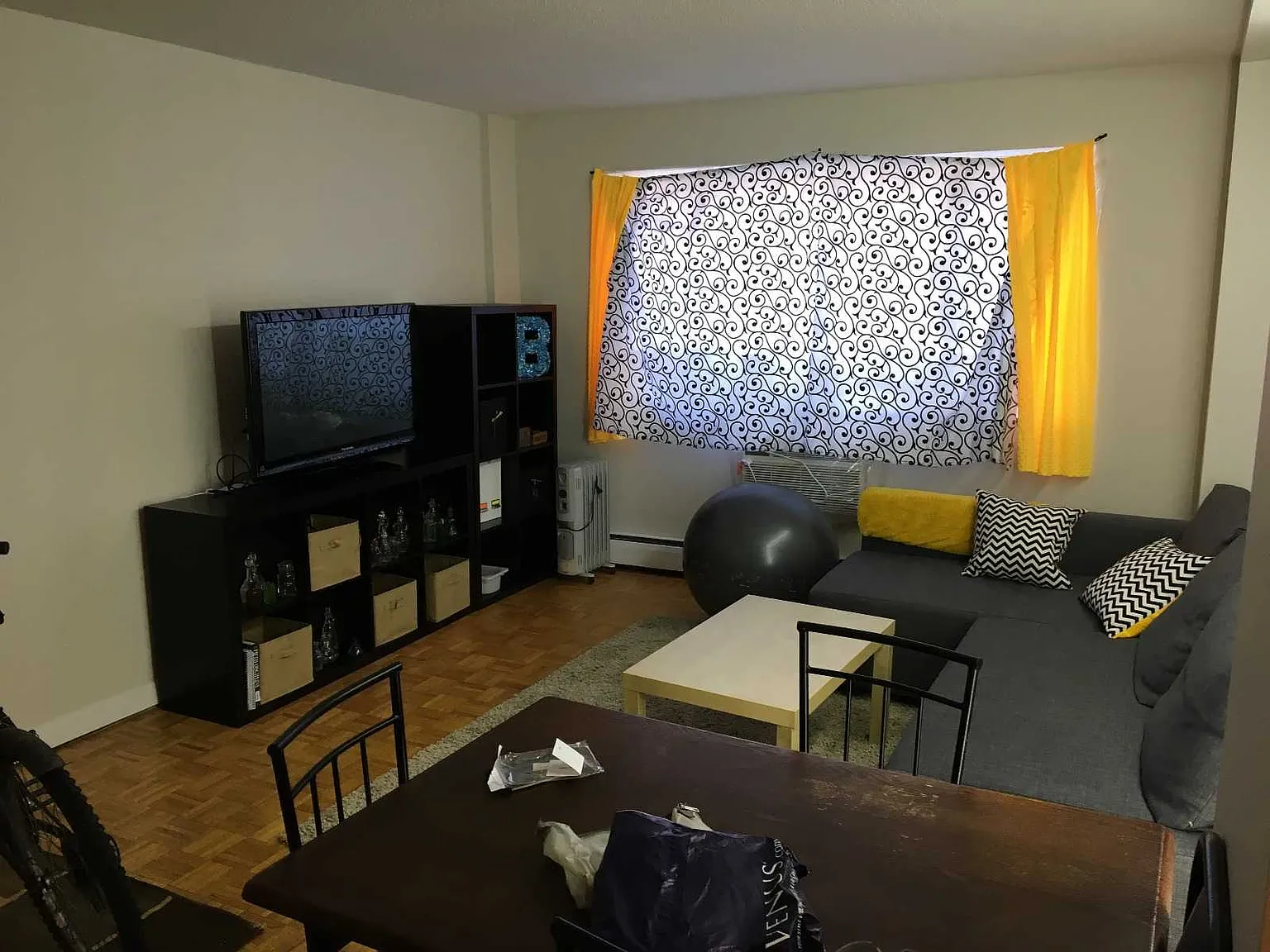 2 bed, $3,000 — Photo 1