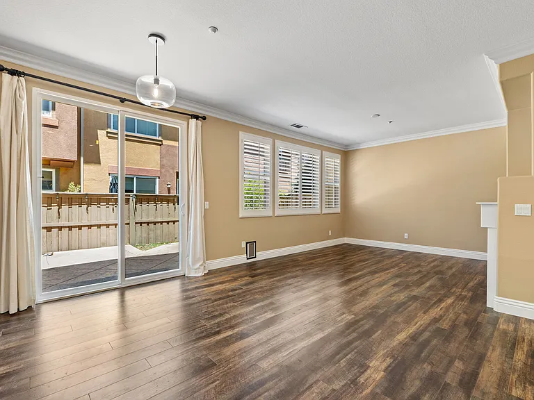 31035 Strawberry Tree Ln — Photo 7