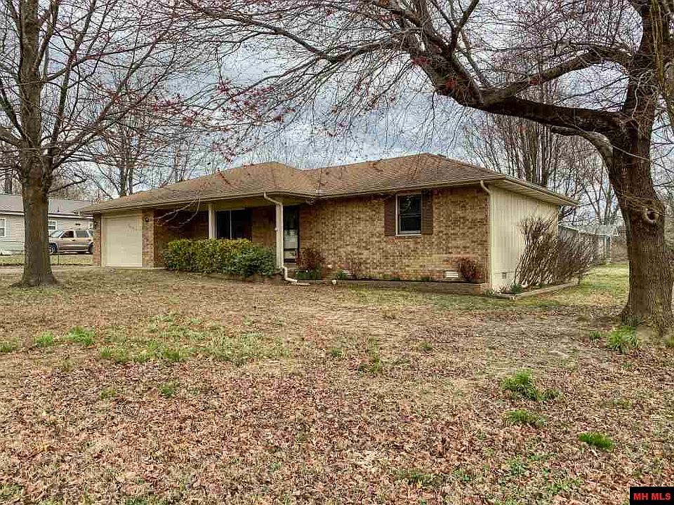 1st image of 1035 McClure Ln