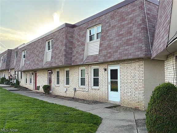 3rd image of 4263 Bennington Blvd