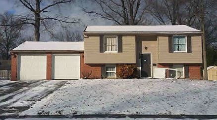 1st image of 123 Blossom Ln