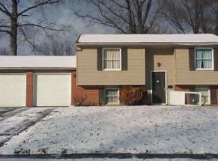 123 Blossom Ln, Niles, OH 44446