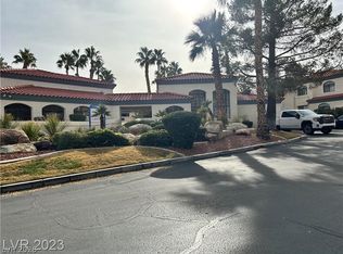 8455 W Sahara Ave APT 177, Las Vegas, NV 89117