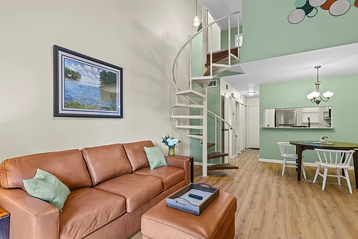 405 Harbison Blvd #525 — Photo 1