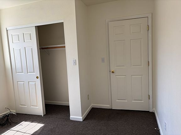4th image of 3115 Chestnut St #2