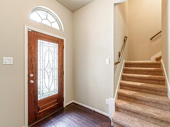 2nd image of 202 Black Swan Pl