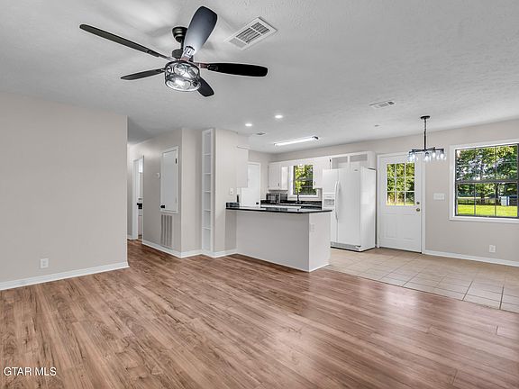 3rd image of 276 Beringer Rd
