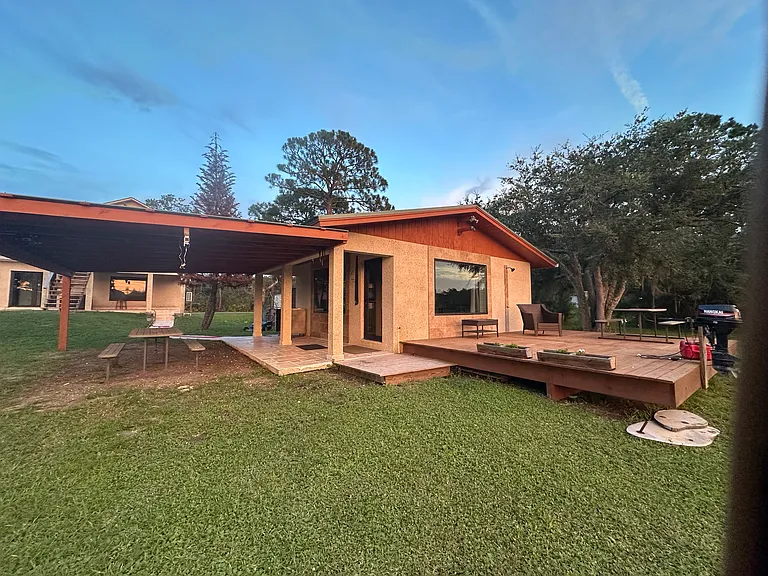 536 Lakeshore Dr — Photo 7