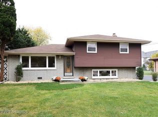8138 Normandy Ave, Burbank, IL
