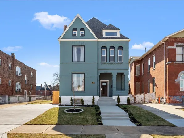 4180 W Belle Pl, Saint Louis, MO 63108