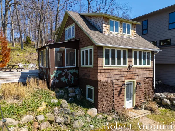 3540 Reeds Lake Blvd SE, Grand Rapids, MI 49506