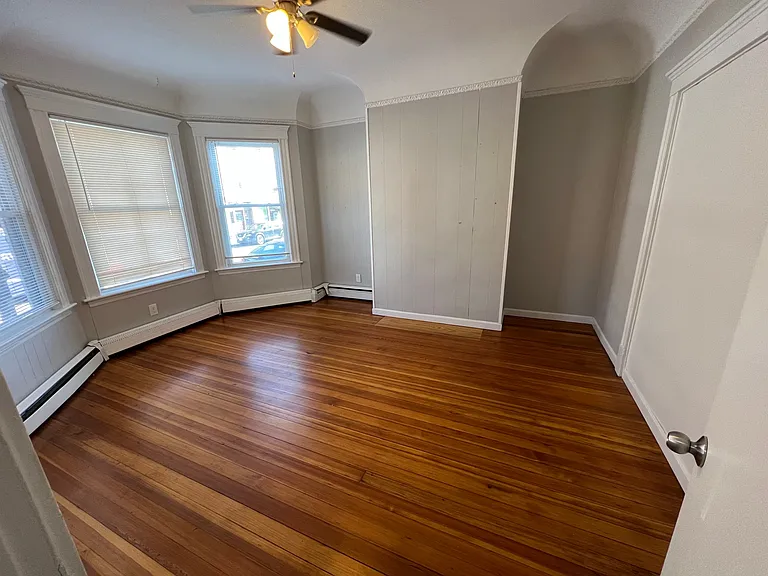 288 Meridian St #1 — Photo 9