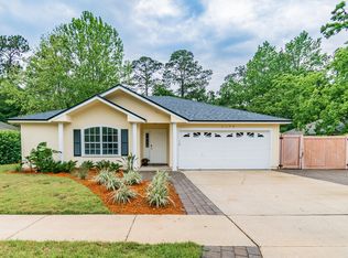 1150 Windy Willows Dr, Jacksonville, FL 32225