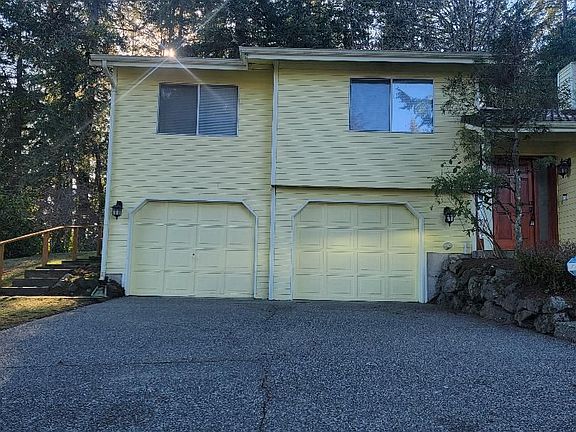 3rd image of 10118 103rd St SW
