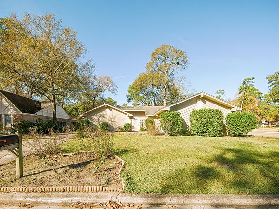 3rd image of 3407 Green Village Dr