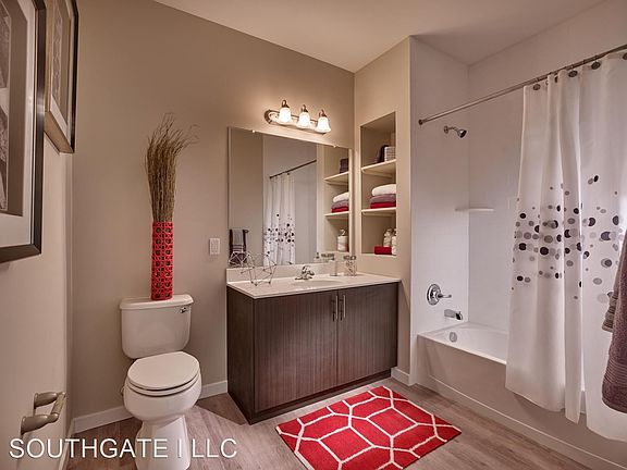 3rd image of 8 Schindler Ct Building 6