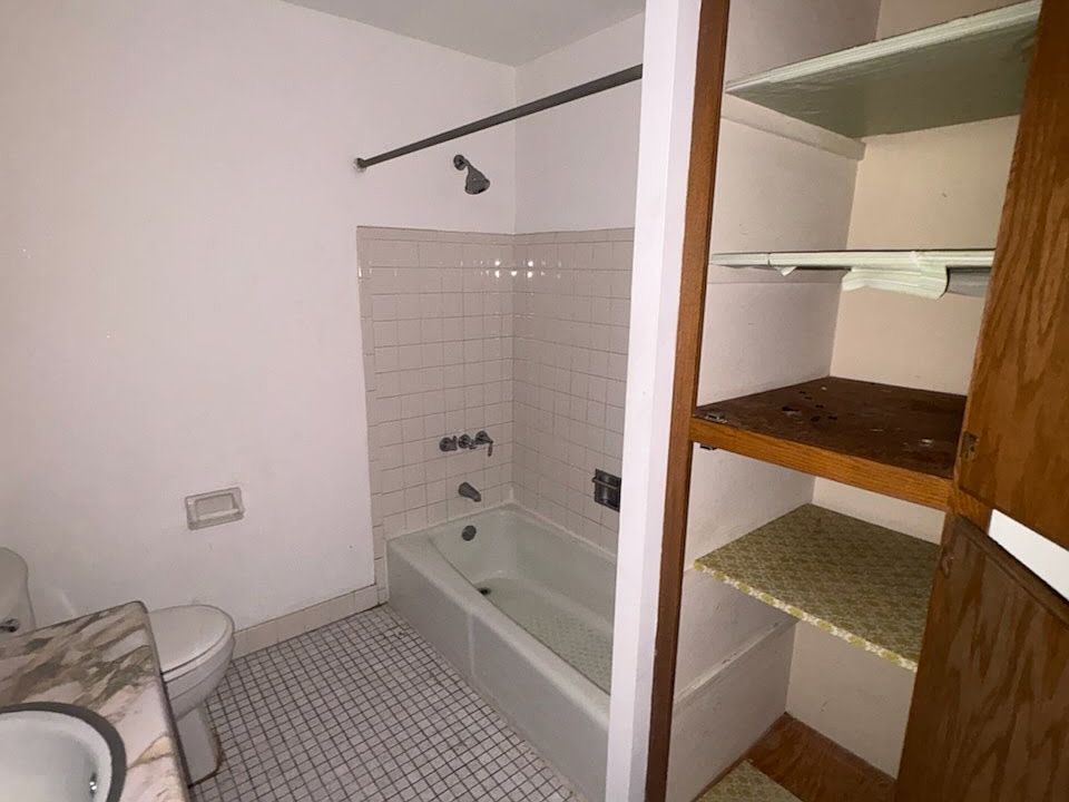 2nd image of 2627 W Becher St #1