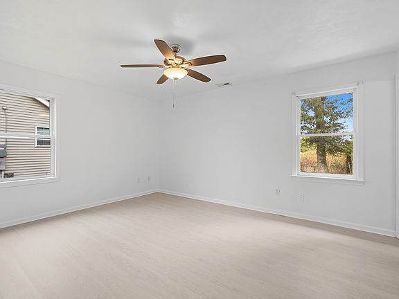 3rd image of 1609 Great Bridge Blvd