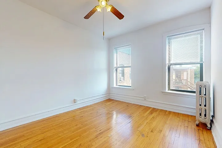 5300-5308 S. Greenwood Avenue — Photo 22