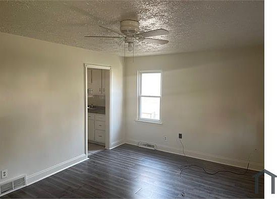 2nd image of 25650 Briardale Ave