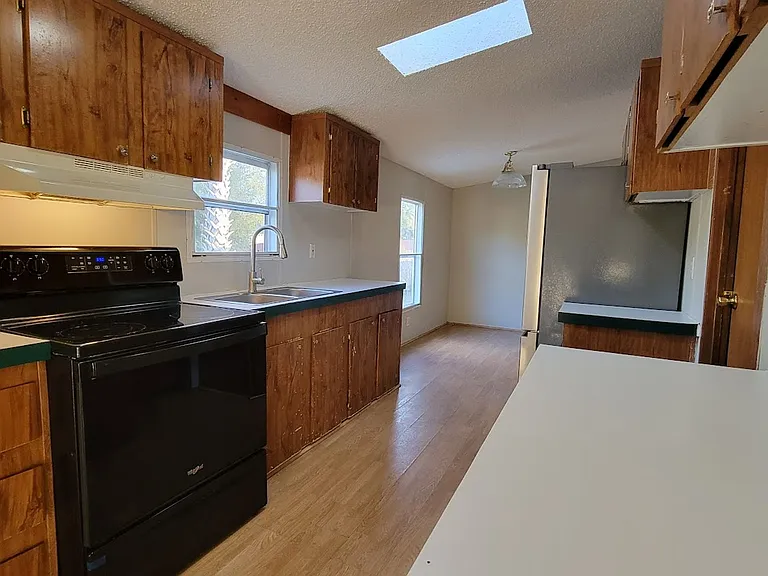 100 SE 68th Ct — Photo 4
