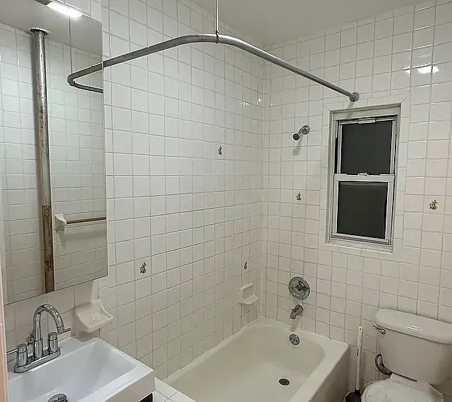 380 3rd Ave #2C — Photo 7