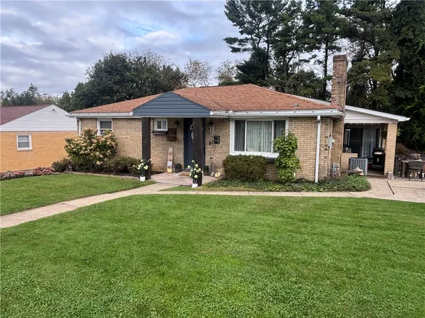 1115 Grandview Dr, Jeannette, PA 15644