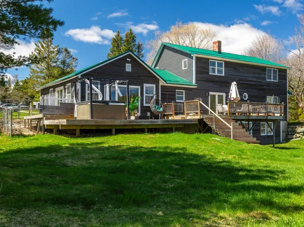 54 Riverside Lane, Ellsworth, ME 04605